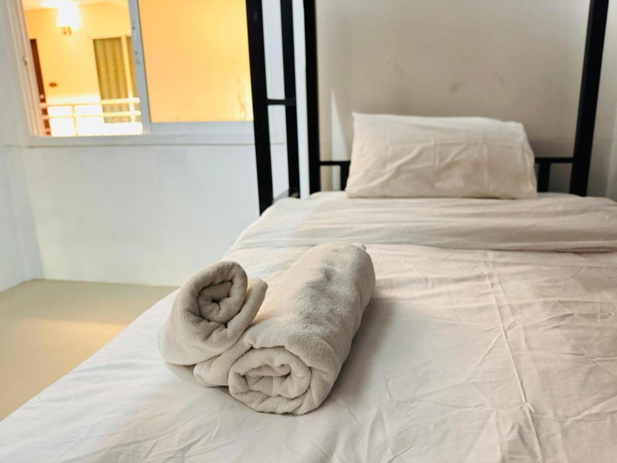Collection O Bupamontra Chiangmai Hotell Chiang Mai Exteriör bild