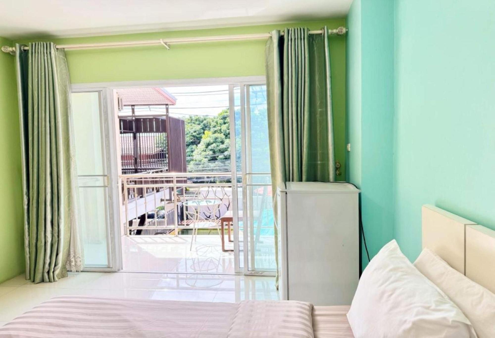 Collection O Bupamontra Chiangmai Hotell Chiang Mai Exteriör bild