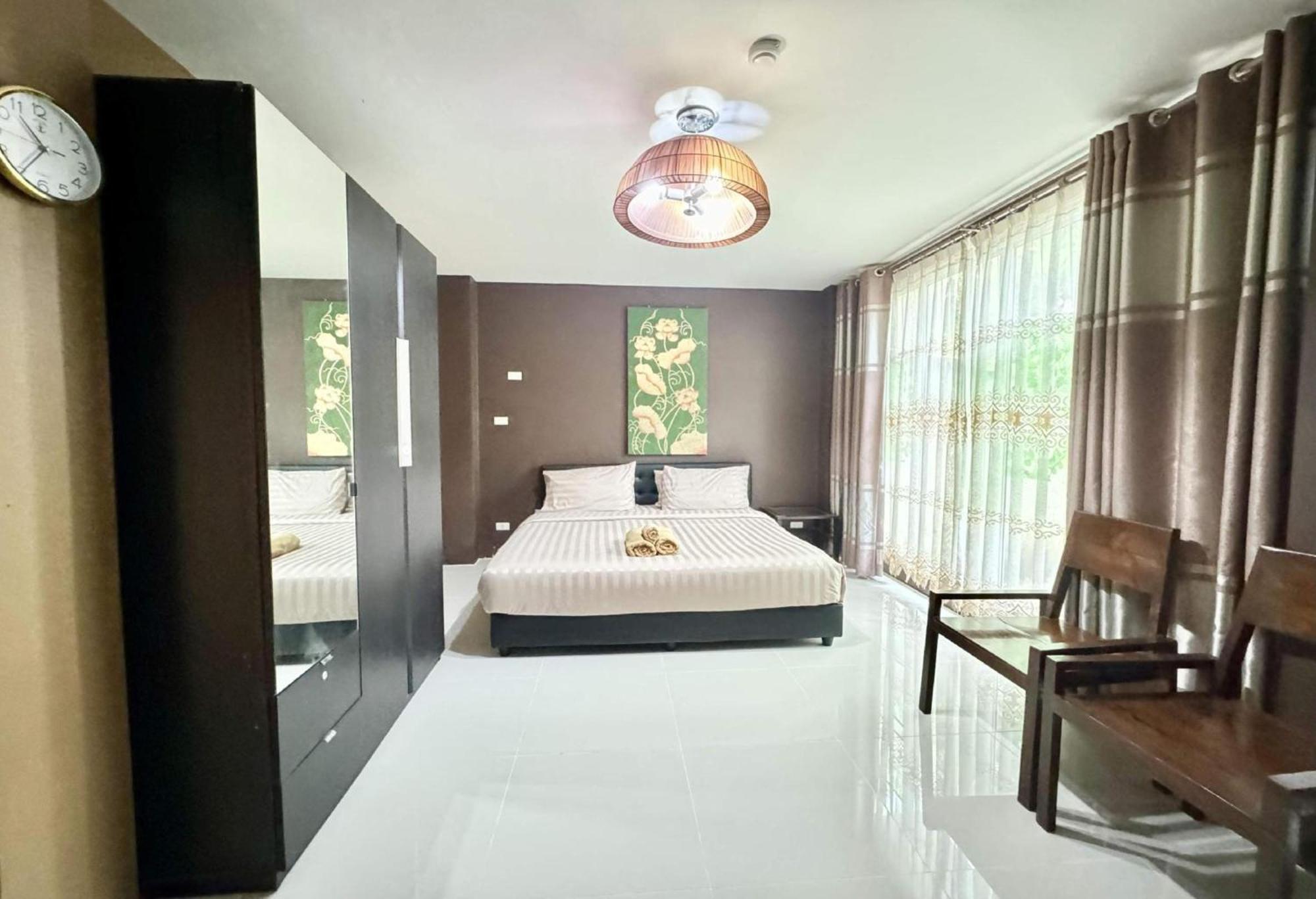 Collection O Bupamontra Chiangmai Hotell Chiang Mai Exteriör bild