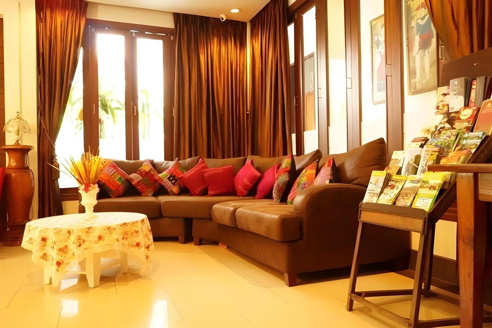 Collection O Bupamontra Chiangmai Hotell Chiang Mai Exteriör bild